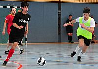 kick12.jpg